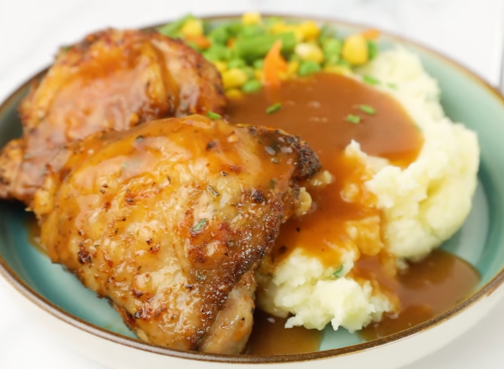 Crispy air fryer chicken thighs seasoned with paprika, garlic, Italian herbs and brown sugar.